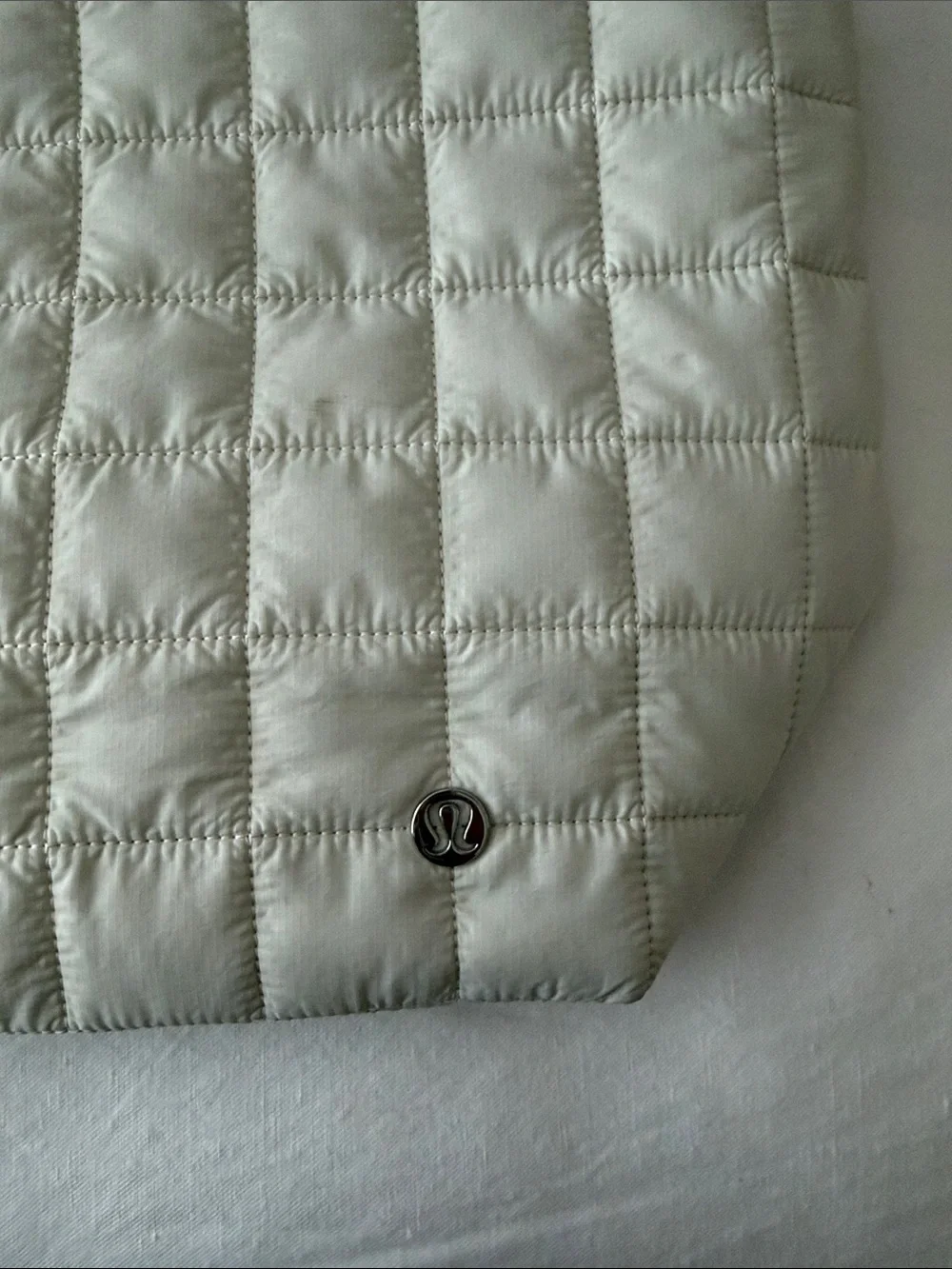 Lululemon Quilted Grid Tote Bag 12L
